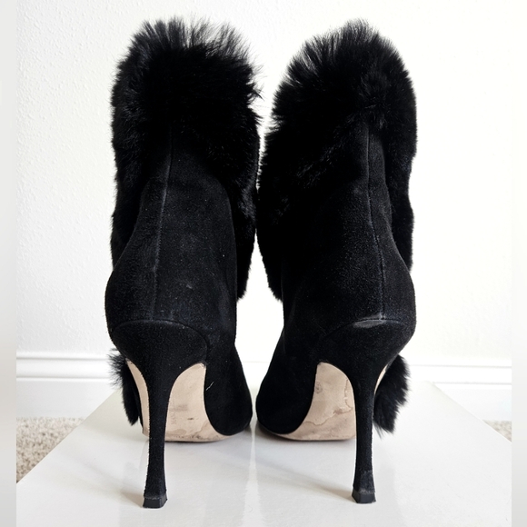 Manolo Blahnik - Nestanu Suede Booties 105 (37/7) - Picture 3 of 6